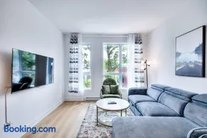 Beautiful & New! Renovated for your Style Comfort - Image 5