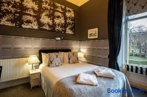 East Claremont Guest House - Image 5