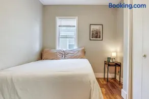 Private home in the heart of Minneapolis - Image 2