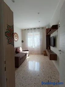 Pink Fox - Family Apartment - - Image 2