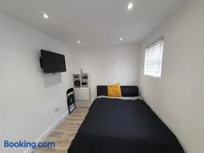 The Suite - Image 3
