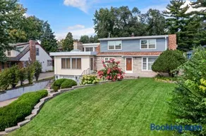 Burban Bungalow - Image 5
