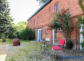 "Zur Alten Tabakscheune" in Buchholz an der Müritz mit großem Naturgarten - Image 2