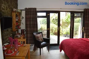 Smithfield Farm Bed & Breakfast - Image 3