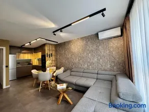 Apartment Sonata - Image 1