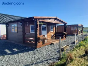 Harlosh Log Cabins - Image 3