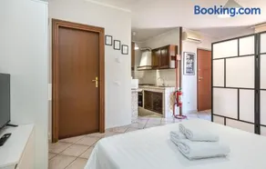 Travelershome Ciampino Suite - Image 4