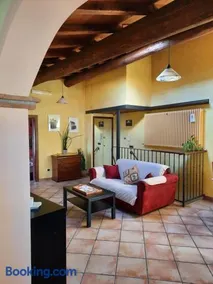 La Casa in Piazza- Pacelli dal 1775 - Image 1