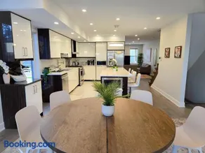 Byward-Market Luxury GuestHouse - Image 5