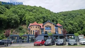 Pensiune Restaurant PERLA - Image 1