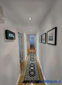 Stylish 2bdr Apartment East Croydon Gatwick Sleeps 6 - Image 4
