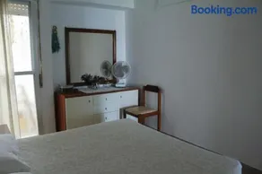 Holiday Home by the Sea - Image 1