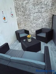 Maison avec petite terrasse cosy - Image 2
