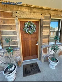 cozy cabin getaway - Image 3