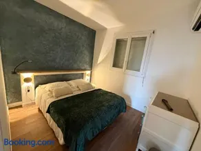 Comfortable apartment with sea view - Image 1