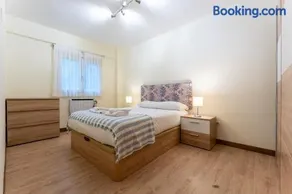 Elegance and Comfort in the Heart of Santander - Image 2