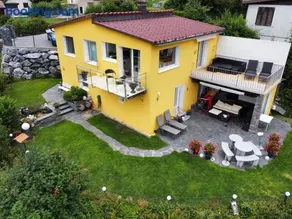 Bijouswiss " Yellow House" - Image 2