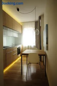 Design Apartment in Park - Image 3