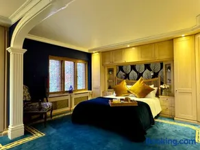 Luxury House on Private Estate with Hot tub and Play Barn - Image 1