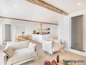 Beach Haven - Image 1