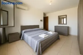 Casa Amelia Oristano, 10 minutes from the beaches - Image 1