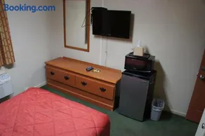 Royalinn & suites - Image 3