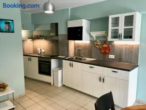 Renovated Apartment in Antwerp city center - Image 2