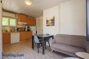 Cottage con giardino, barbecue e terrazza | Vista sul giardino - Image 3