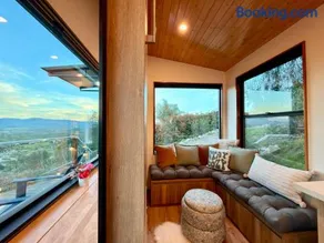 Hilltop View Sanctuary - Image 4