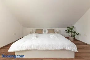 LOGAR Apartments - Image 3