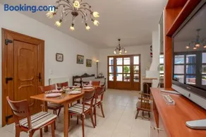 Villa Musicians - Image 3