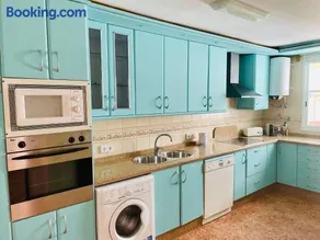 Alameda Beach Home - Image 3