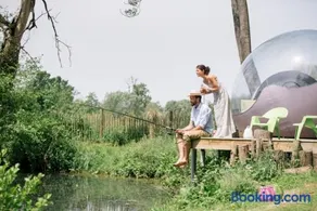 La Bulle au bord de l'eau - Image 3