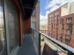Northern Quarter 2-bed, Sleeps 6 with Balcony - Image 4