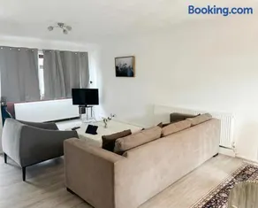 Modern Maidenhead Retreat, 3Bed, 1 Bath - Image 2
