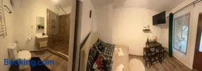 Insomnia Apartments - Image 4