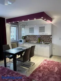 12 RESIDENCE APARTMENT - Image 3