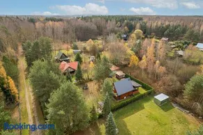Całoroczny, drewniany domek przy lesie - Image 3