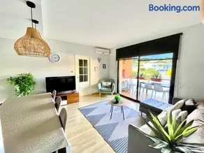 FENALS BEACH&CHIC, Boutique Apartament, free parking, full equipped near the beach - Image 2