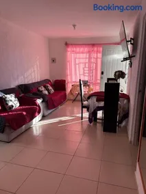 House 15 minutes from GDL Airport and VFG Arena - Image 3