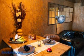 Atelier 69 Loveroom - Image 3