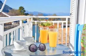 River Beach House - Image 1