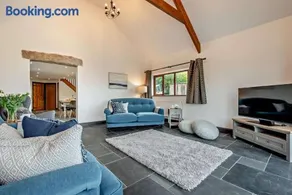 3 Bed in Whitstone oc-l29237 - Image 2