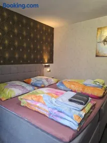 B&B Waldblick Hotel mit großem Parkplatz - Image 2