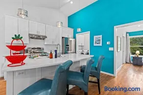 The Pool Loft at Poplar Hill - Image 5
