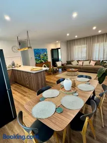 Grapeview Cottage at Western Queensland Spirit - Image 2