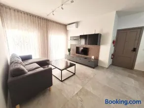 Walking distance to Gzira promenade, Tax Xbiex promenade and Sliema promenade - Image 1