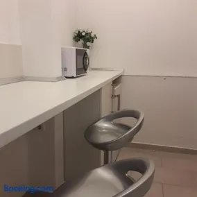 Summer Bay Apartments - Image 4