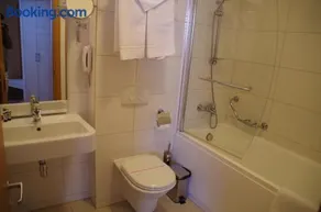 Mari Vila Hotel - Image 5