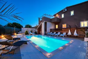 Stylish & luxury villa with pool, biliard, extra pool heating available - WiiBuk - Image 1